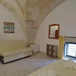 特拉瑟林纳酒店 4*